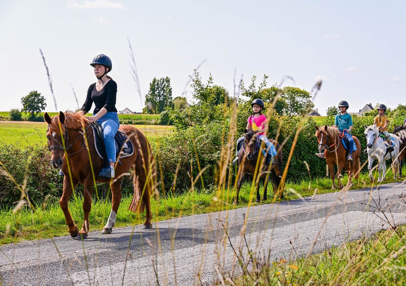 Balade à poney ou à cheval au centre équestre Mané Guernehué à Baden ©