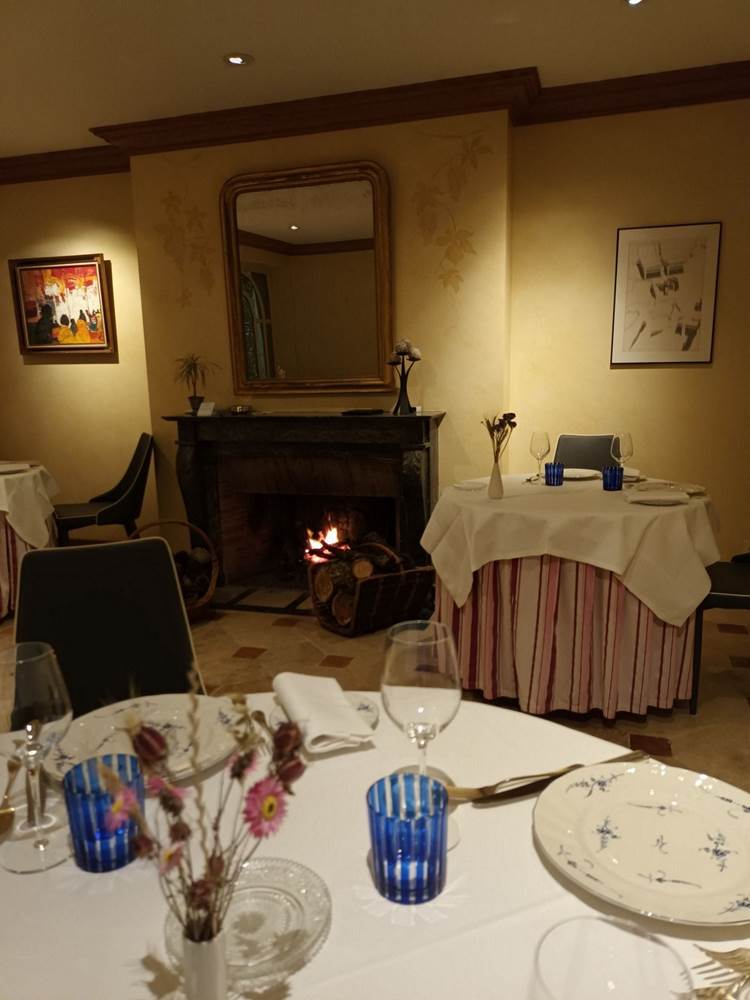 Salle de restaurant - Auberge bretonne - La Roche-Bernard - Tourisme Arc Sud Bretagne ©